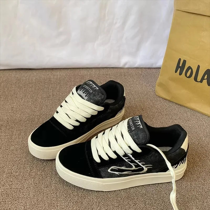 Low-Top Court Sneakers — Breathable PU Colour-Block — product image 2